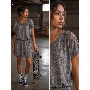 Vans Gray Casual Bleach Splatter Cotton Mini Dress Cutout Shoulder Cap Sleeve S
